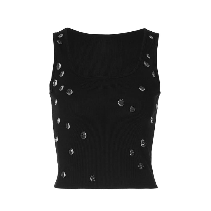 Summer fashion women's crop top, embellished & figure-hugging, versatile for casual or party.