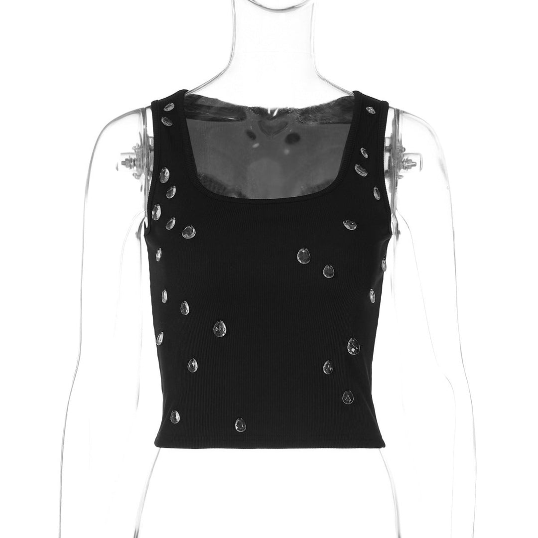 Short sleeve, crew neck women's crop top with stylish embellishment, great for summer going out.