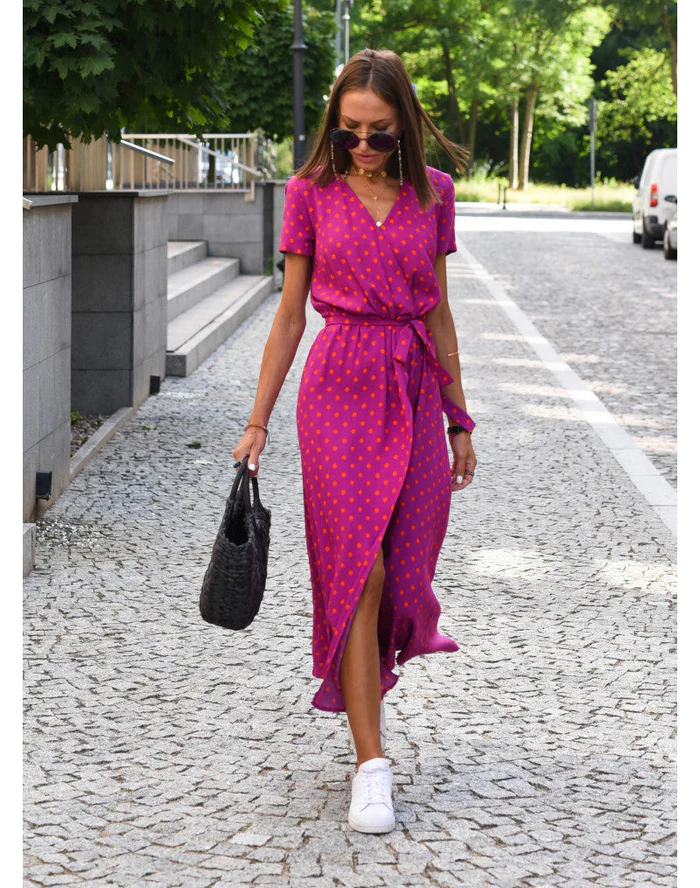 Elegant women's floral summer dress, flowy and comfortable. Perfect for parties, beach days, or vacation wear.