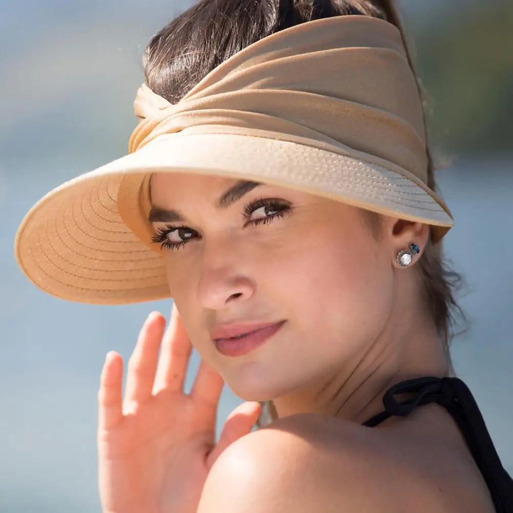 Women's foldable UV protection sun hat with wide brim, perfect for beach days