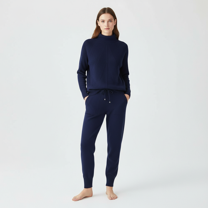 Soft casual women's high-neck lounge set, perfect for relaxing, includes top and matching bottoms