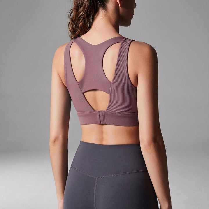 Full cup high support sports bra, black, on a mannequin, ideal for intense workout sessions.