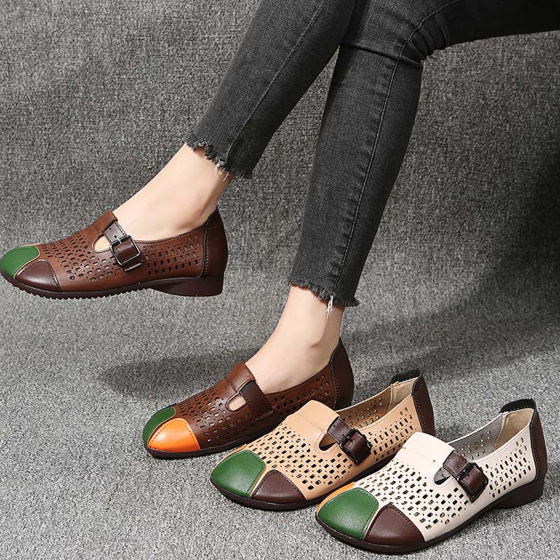 Versatile women's buckle sandals, lightweight and comfortable for summer.