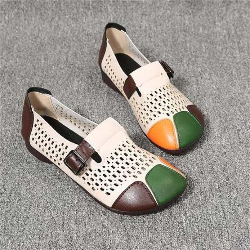 Trendy lightweight women's sandals, ideal for summer beachwear.