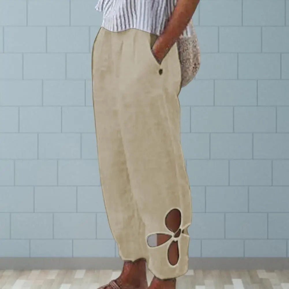 Casual women's relaxed fit trousers. Lightweight fabric, comfortable for summer, versatile fashion bottom.