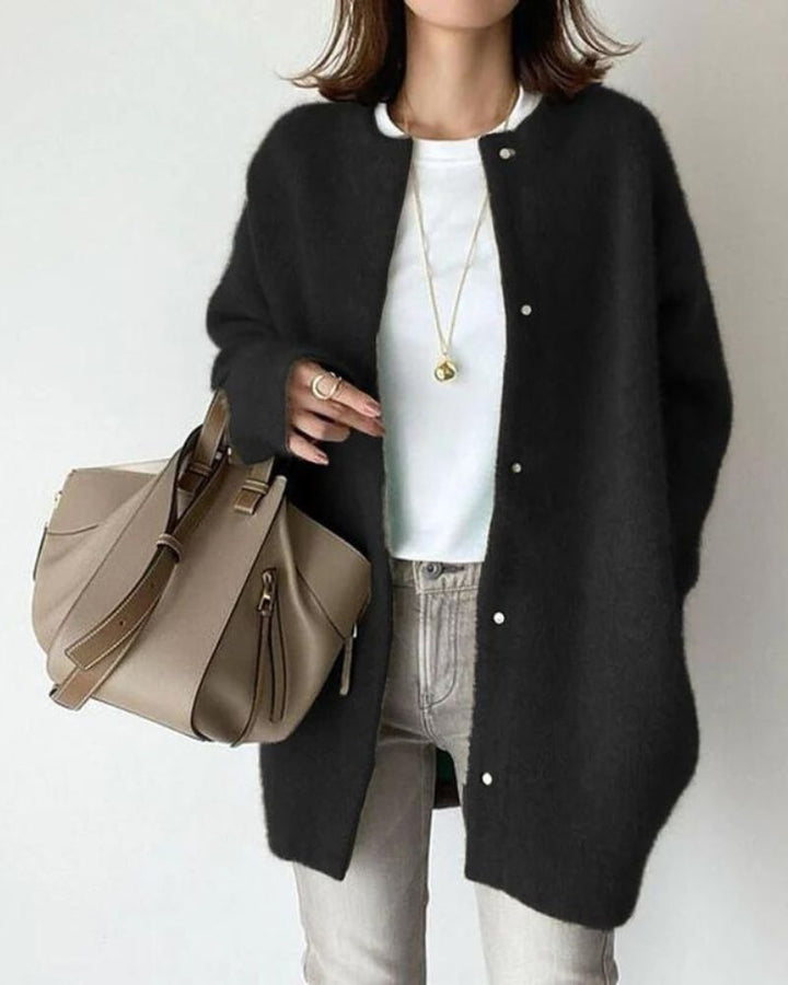 Easy-care women's lightweight vest for everyday summer comfort, a stylish open-front layering piece.