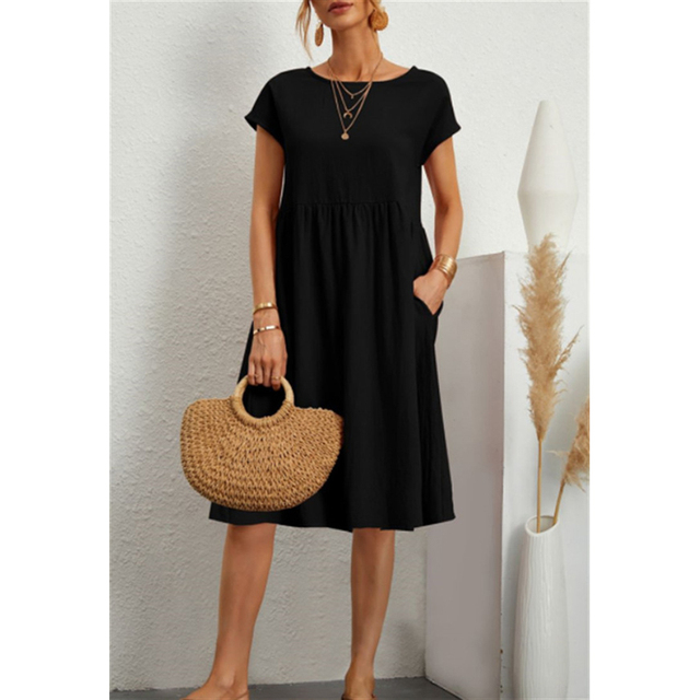 Stylish Livia jersey summer dress for women. Modern design ensures effortless fashion and elegance.