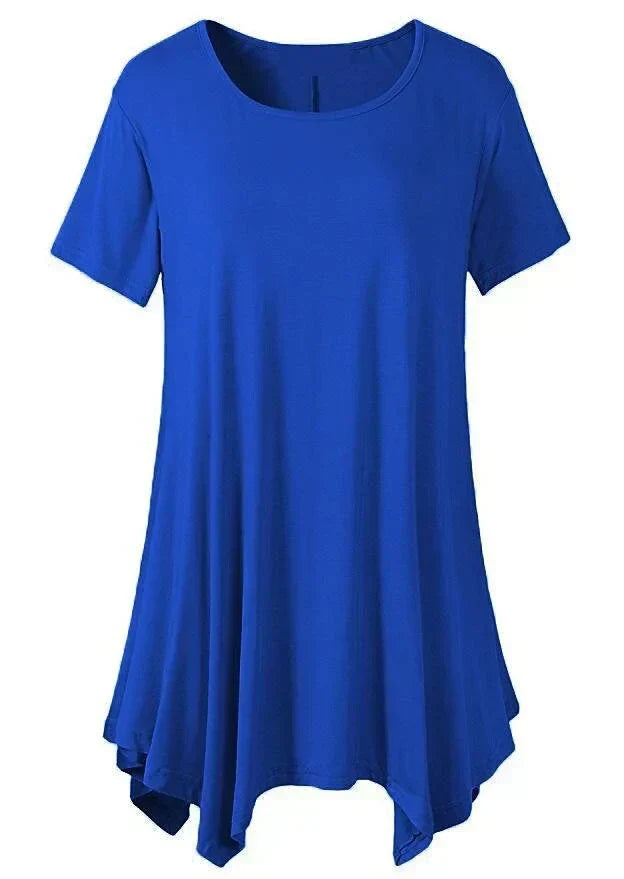 Comfortable women's basic tee with a round neck, ideal for summer fashion.