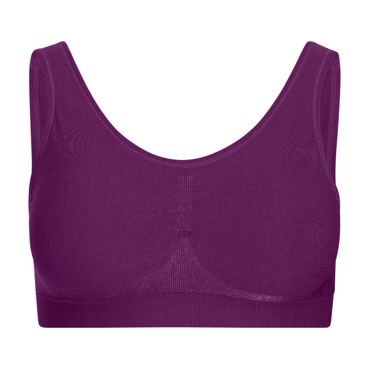 Plus size Luma seamless wireless bra, offering gentle support and a smooth silhouette.
