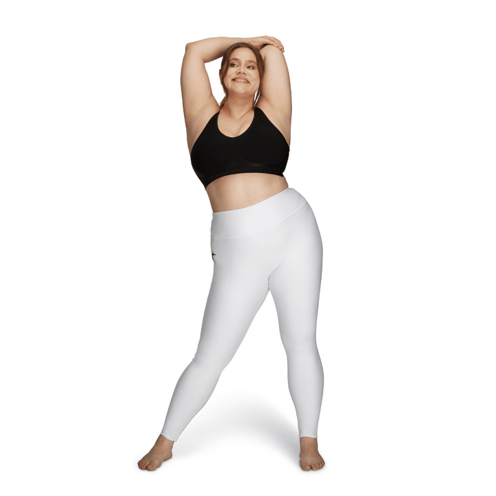 Luma seamless wireless bra set, including a protective wash bag for delicate lingerie.