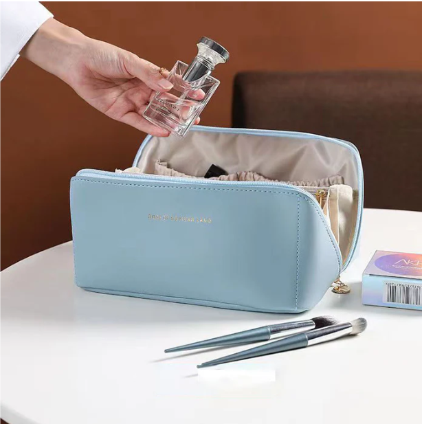 Close-up of Luxe BelleVault beauty case, highlighting premium, water-resistant material & design.