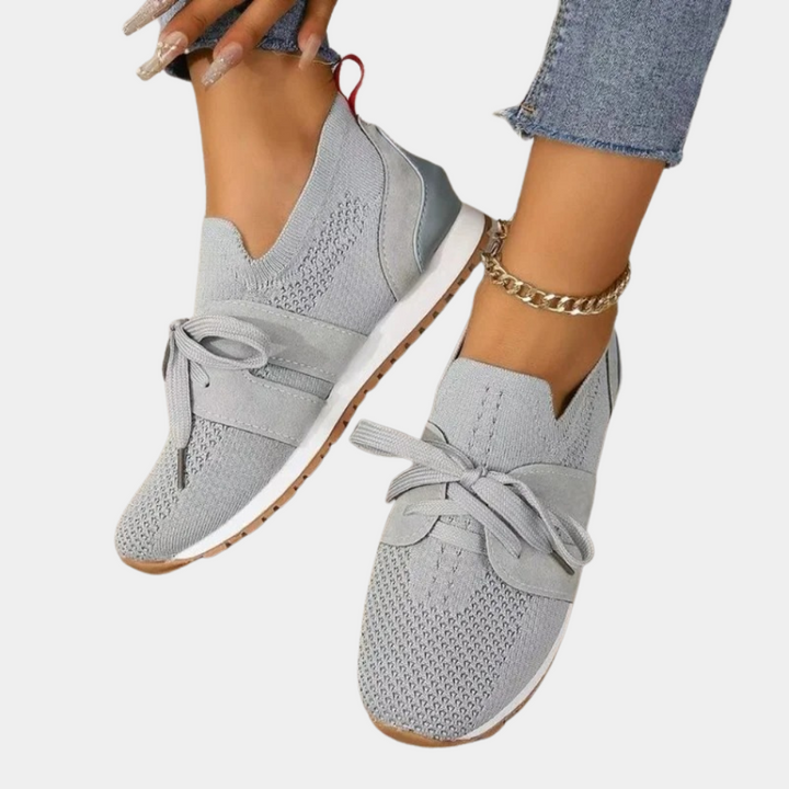 Women's Nova sneakers, stylish & comfortable, perfect for everyday wear & casual walking with foot support.