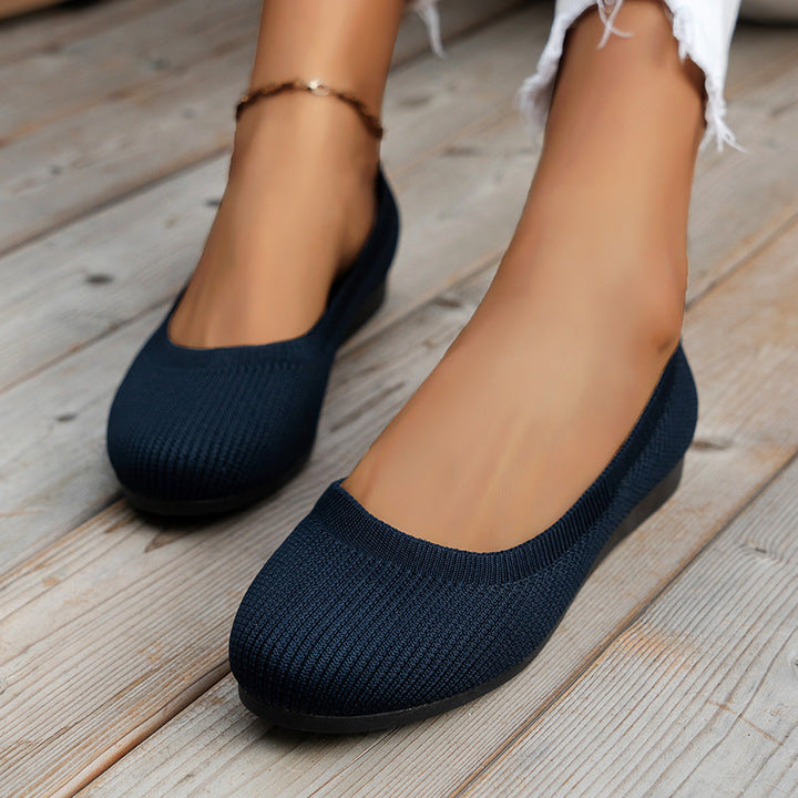 Easy slip-on women's orthopedic ballerinas, ultimate comfort & stylish everyday wear.