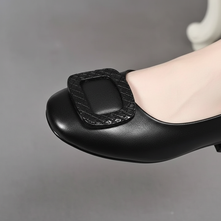 Stylish women's comfort flats, orthopedic, low heel, ideal for foot pain relief