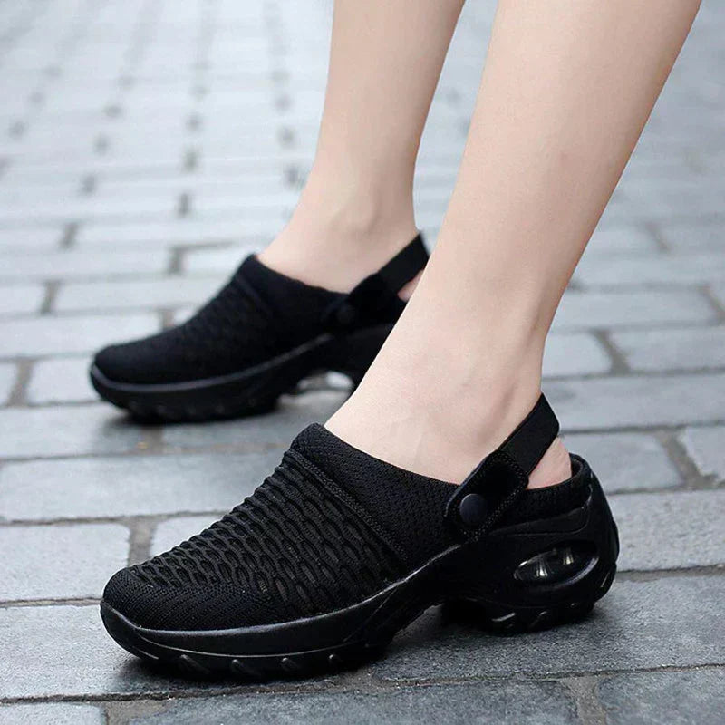 Breathable slip-on women's sandals, orthopedic design with arch support for daily comfort.