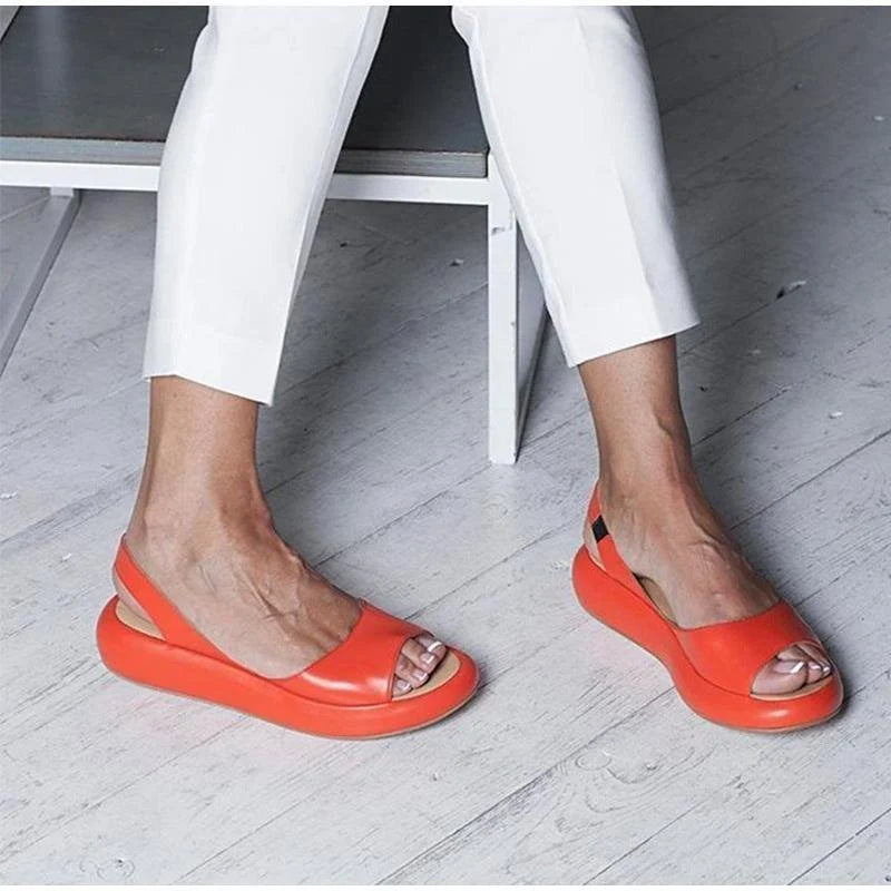 Orthopedic women's casual sandals with low heel & arch support, ideal for comfortable daily walking.