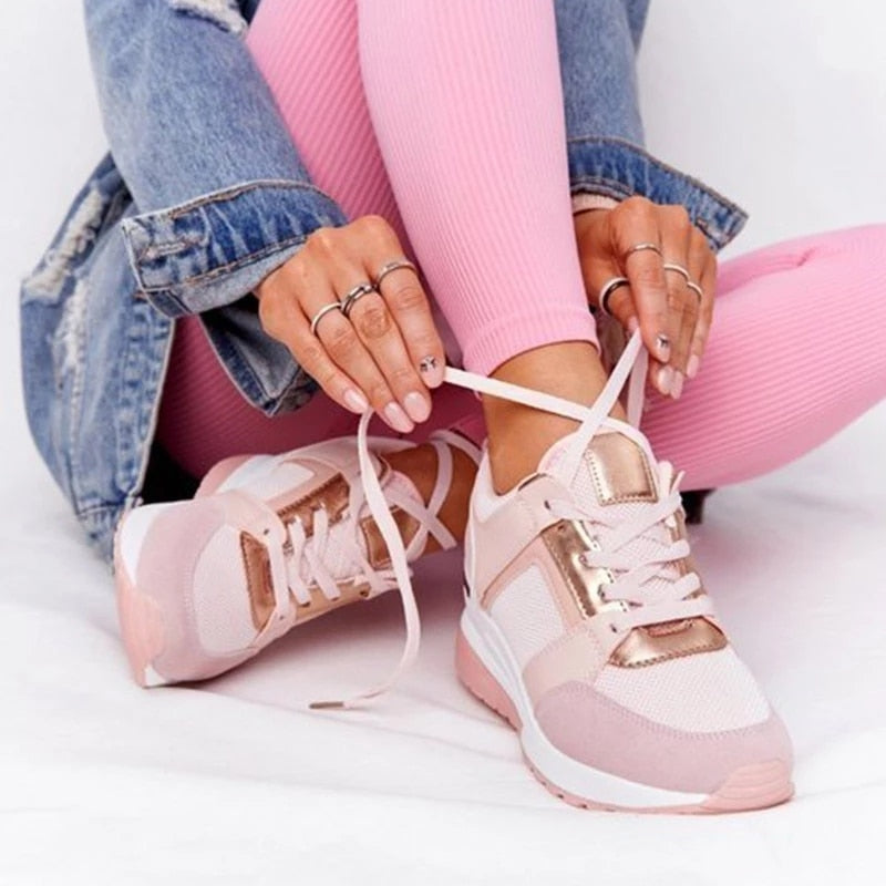 Supportive women's walking shoes with arch support & cushioning, ideal for active lifestyle & pain relief.