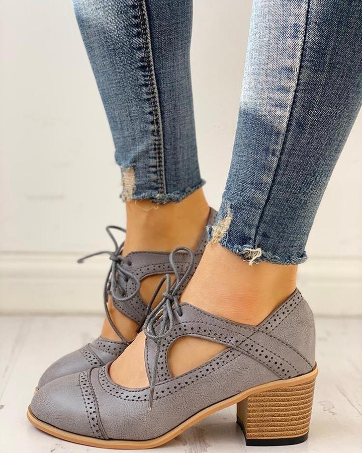 Women's comfort orthopedic vintage style shoes, ideal for walking, support & everyday wear.