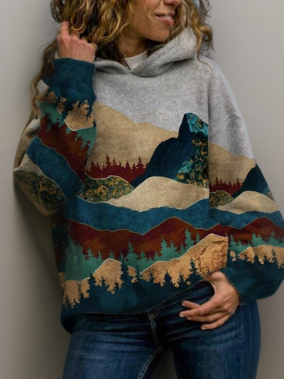 Women's casual oversized hoodie, Harajuku urban fashion. Comfortable pullover with graphic print, ideal for streetwear.