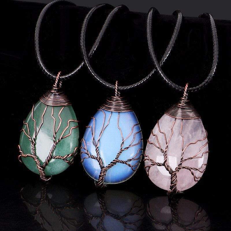 Elegant women's rose quartz healing crystal necklace. This drop pendant gemstone jewelry promotes love & inner peace.