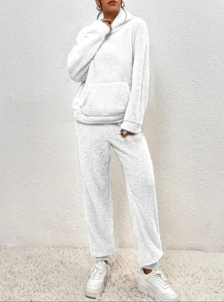 Stylish women's 'Saskia' long hoodie and trouser set in a cozy, soft teddy fabric for relaxed wear
