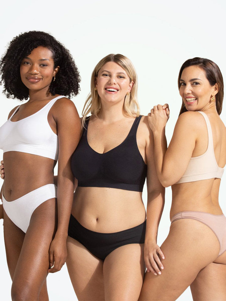 Smooth, supportive women's shapewear sports bra, seamless design for daily wear comfort.