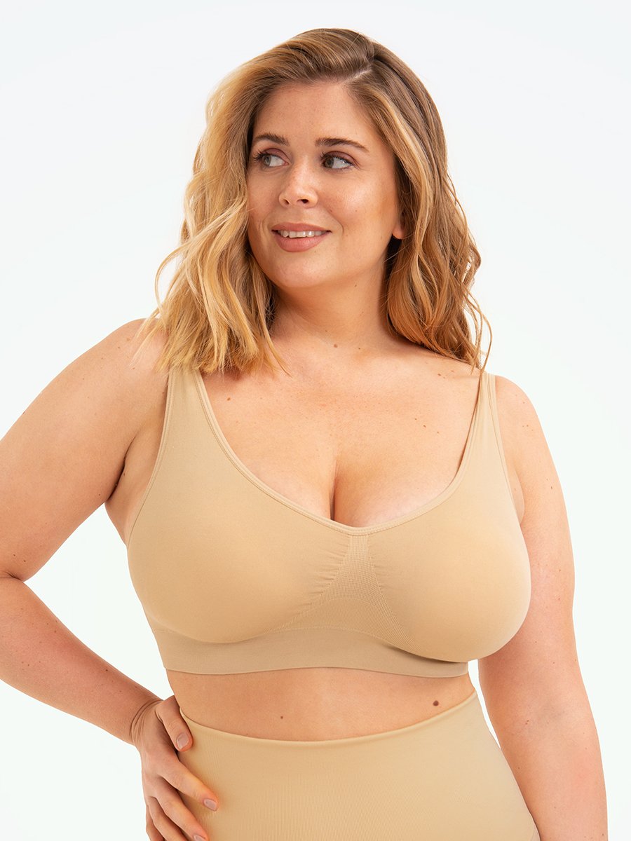 Women's seamless shapewear sports bra, designed for all-day comfort and a smooth fit.
