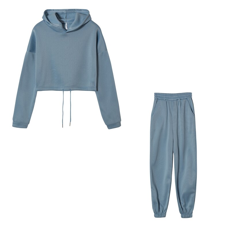 Gray Serena women's training suit, a comfortable athleisure tracksuit for active days & relaxation.