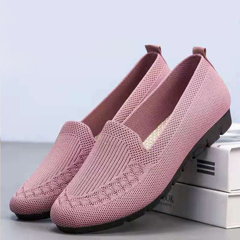 Women's slip-on shoes, designed for everyday comfort with essential arch support.