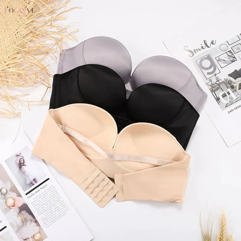 Elevate your look with this seamless, comfortable strapless push-up bra.
