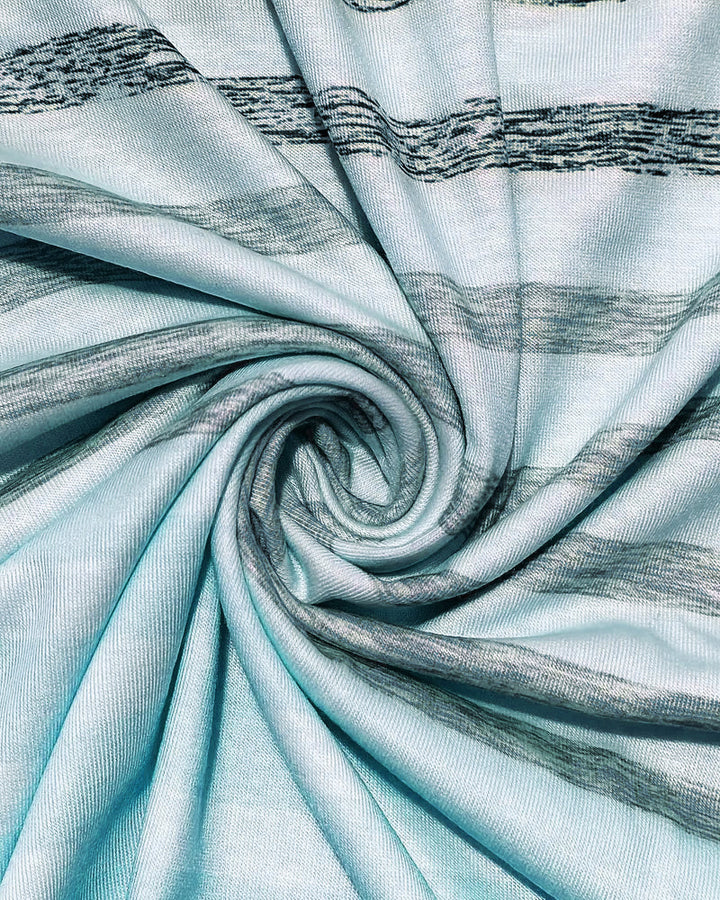Summer-ready women's striped gradient tee. Round neck, short sleeve, casual & comfortable fashion.