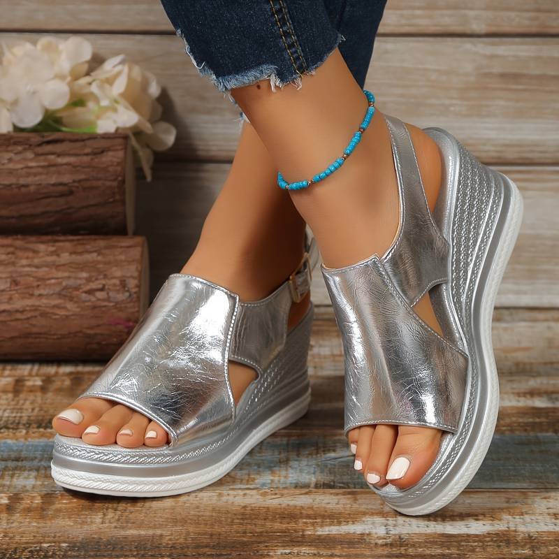 Fashionable women's orthopedic wedge sandals featuring stylish fringe, designed for supportive wear.