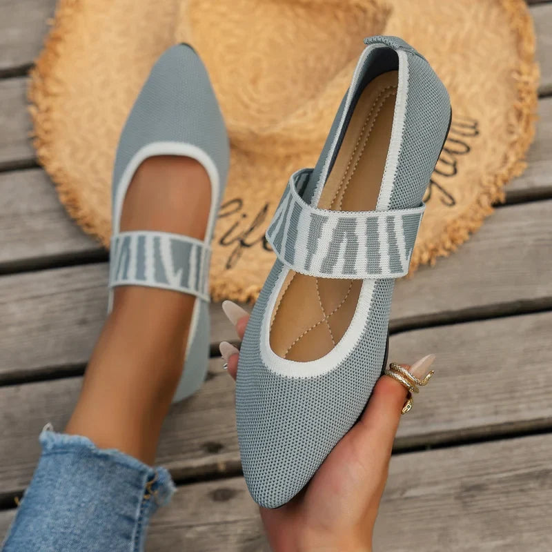 Durable women's pointed toe summer flats, combining sleek design with lasting all-day comfort.