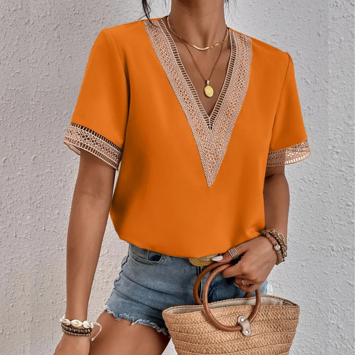 Tanja Luxe Comfort T-Shirt for women. Soft short sleeve top, elegant and versatile for everyday style.