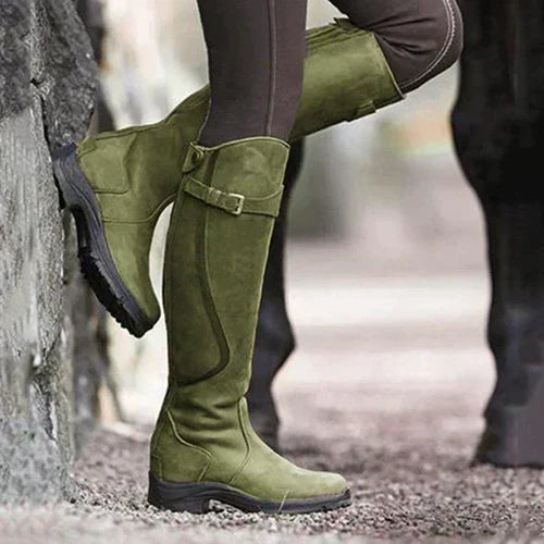 Elegant women's vintage knee-high boots, Luna style, perfect for sophisticated fall & winter fashion outfits.