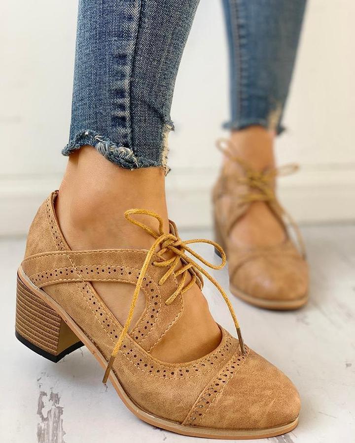 Women's vintage orthopedic shoes, comfortable & stylish. Offers posture support, anti-slip sole for elegant fashion.