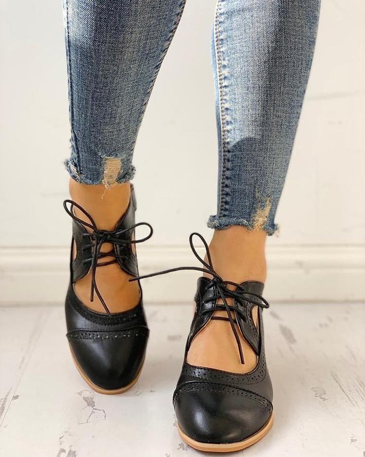 Women's elegant vintage shoes. Orthopedic comfort, posture support & anti-slip sole for classic, stylish footwear.
