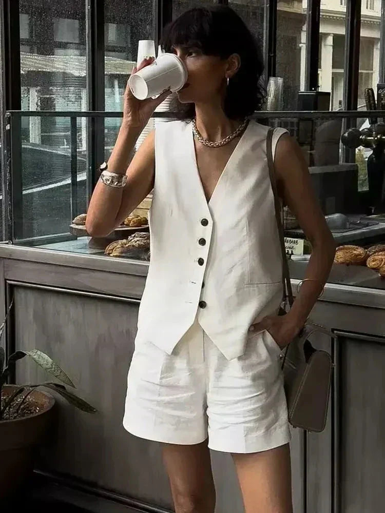 Women's vintage sleeveless top and shorts set, ideal for summer casual wear and leisure