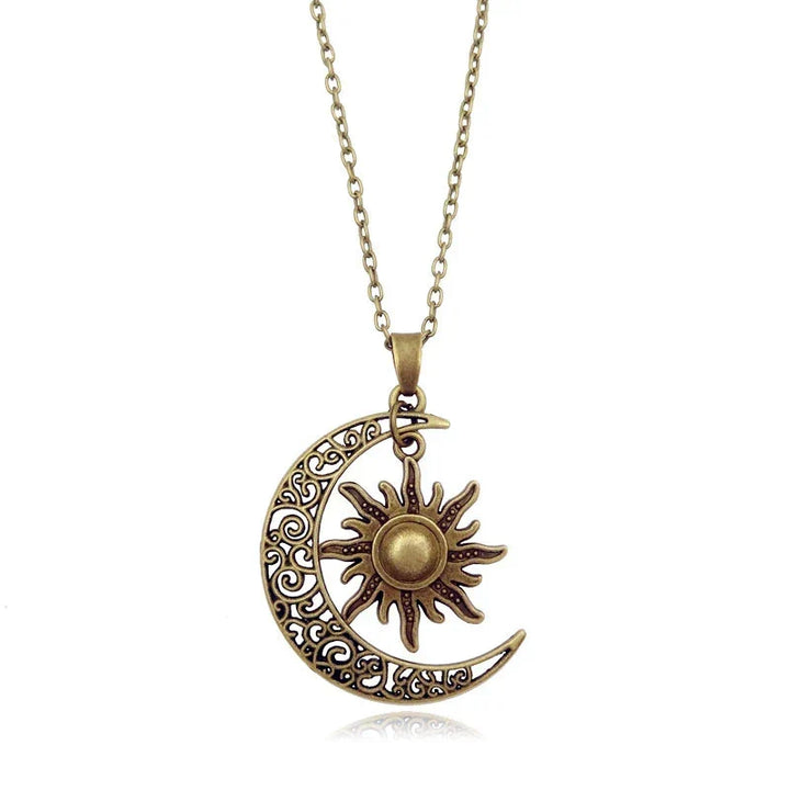 Women's vintage sun and moon necklace, a unique celestial jewelry piece. Stainless steel, adjustable.
