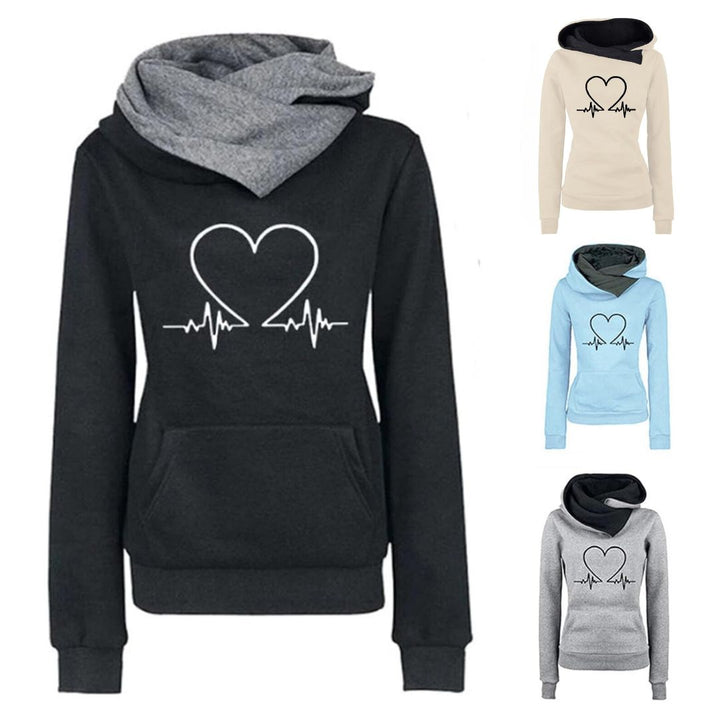 Folded women's WARMFLEX cozy tracksuit, showcasing its soft material and two-piece design.