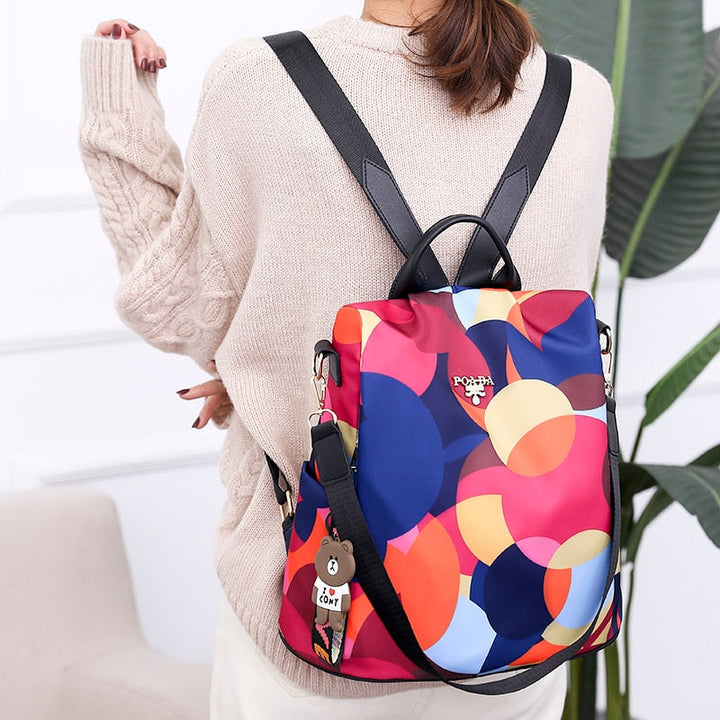 Women's water-resistant anti-theft backpack, secure everyday bag with multiple compartments