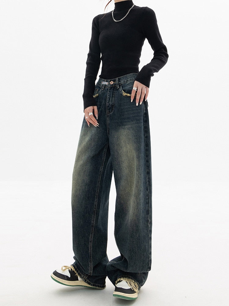Stylish women's wide-leg Y2K vintage blue baggy jeans with a comfortable high-waist fit.